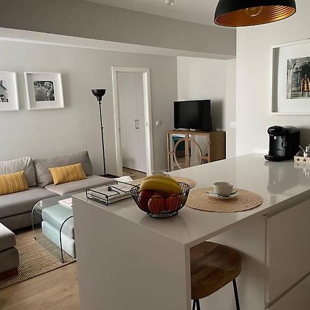 Apartamento Velarde-Maestranza Sevilla Bagian luar foto