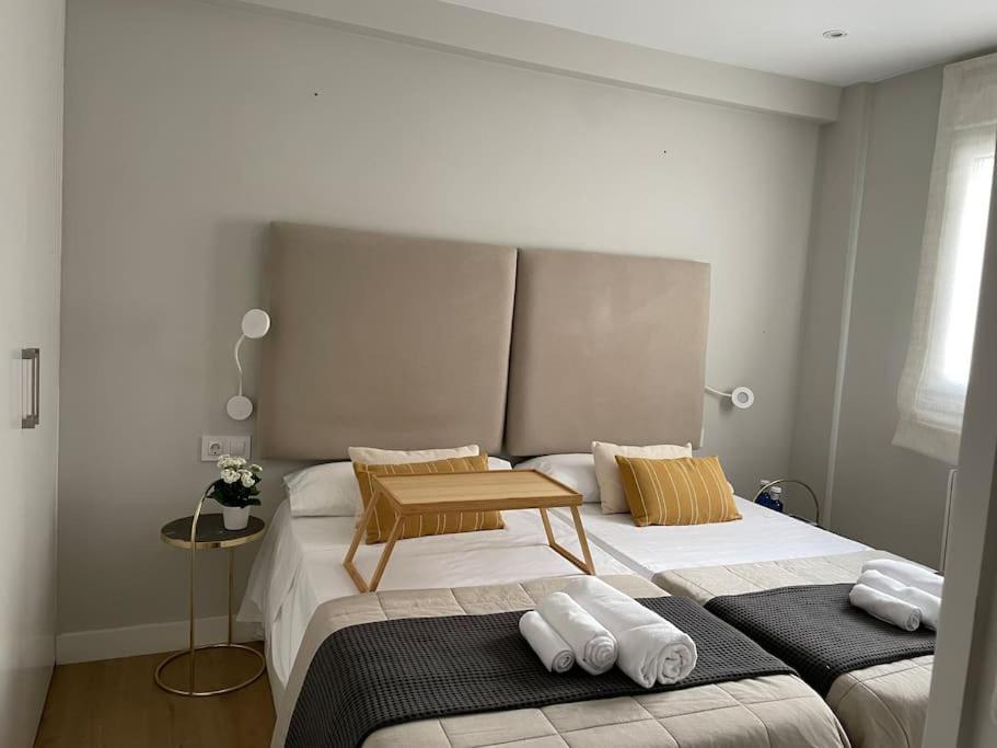 Apartamento Velarde-Maestranza Sevilla Bagian luar foto
