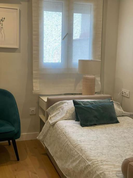 Apartamento Velarde-Maestranza Sevilla Bagian luar foto