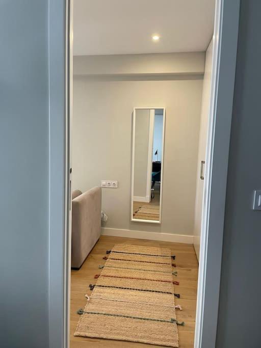 Apartamento Velarde-Maestranza Sevilla Bagian luar foto