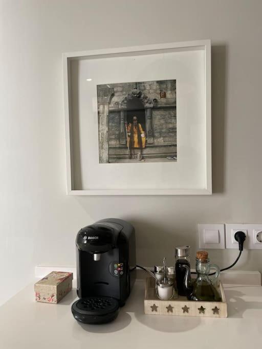 Apartamento Velarde-Maestranza Sevilla Bagian luar foto