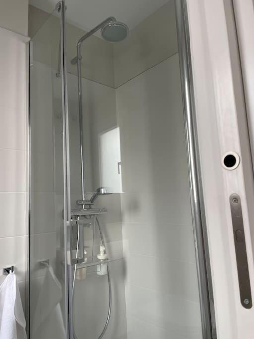 Apartamento Velarde-Maestranza Sevilla Bagian luar foto
